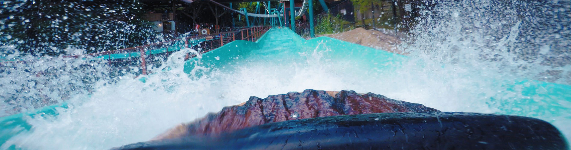 Le Scoot - Log Flume Ride
